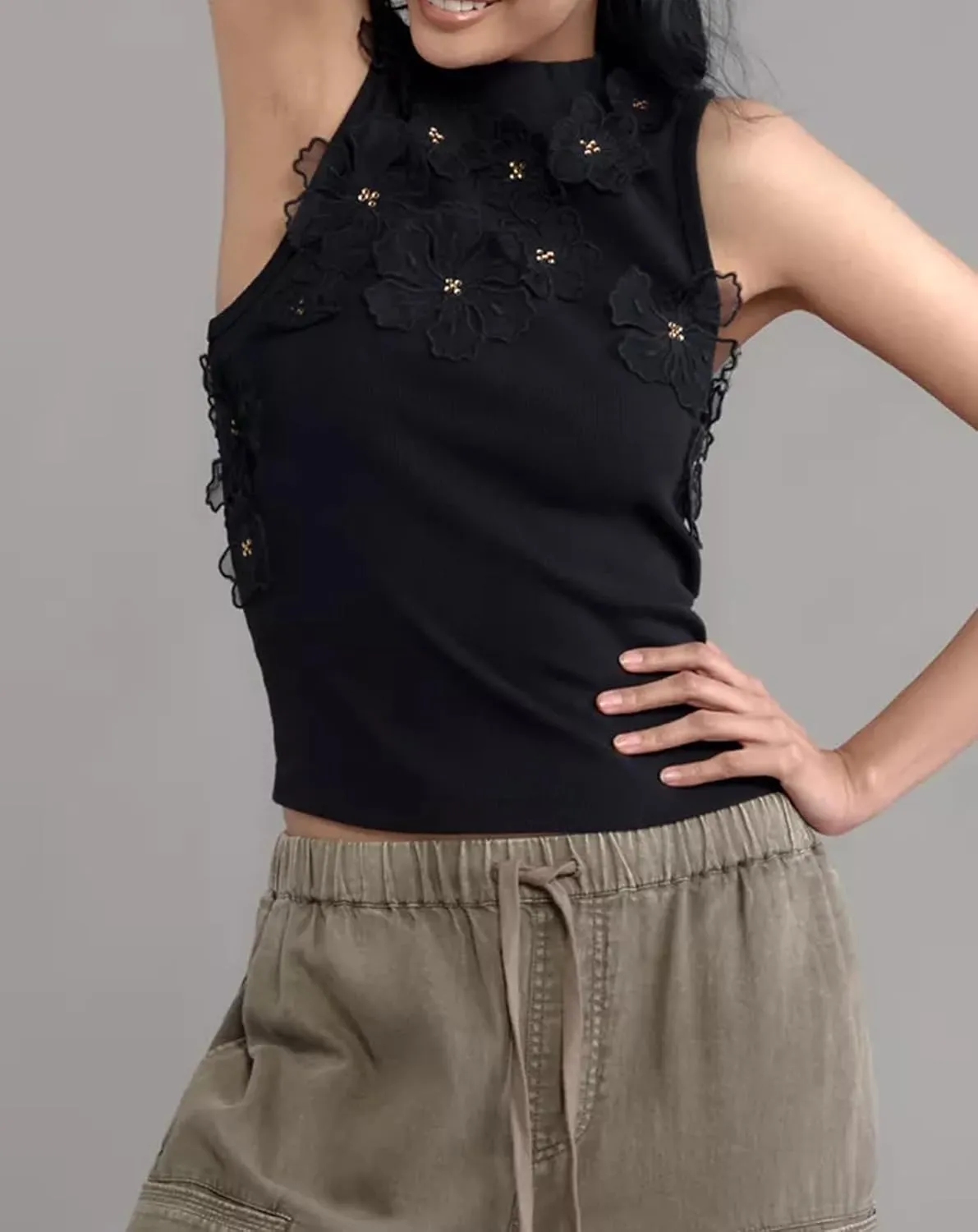 3-D Floral Applique Sleeveless Tops for Women Summer Ribbed Knit Slim Fitted Crop Tank Tops Shirts