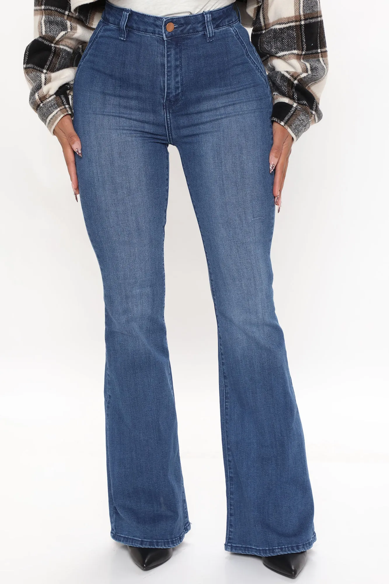 Aspen Curvy Stretch Flare Jeans - Medium Blue Wash