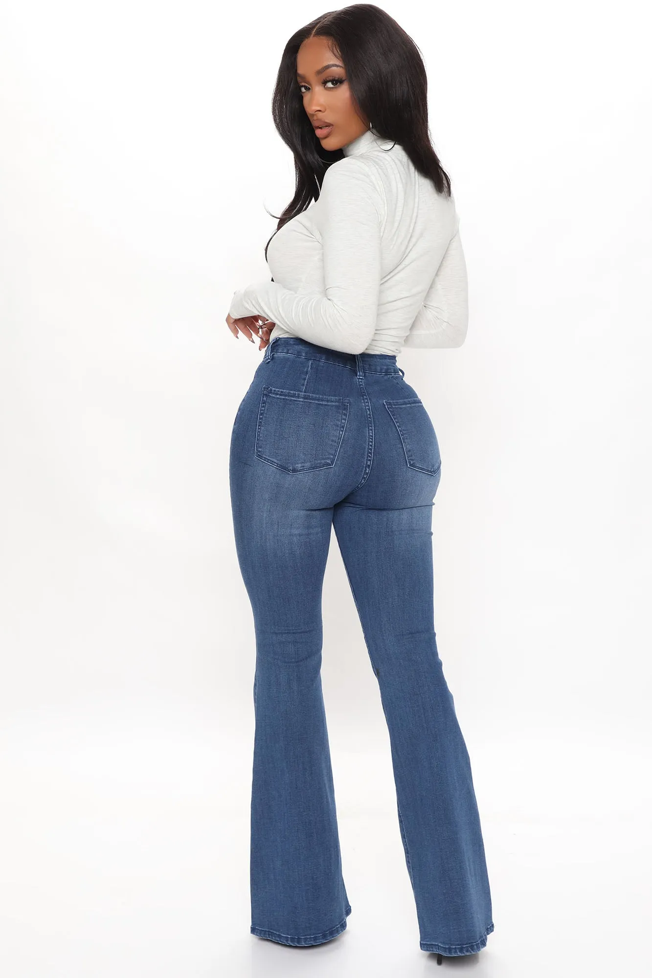 Aspen Curvy Stretch Flare Jeans - Medium Blue Wash