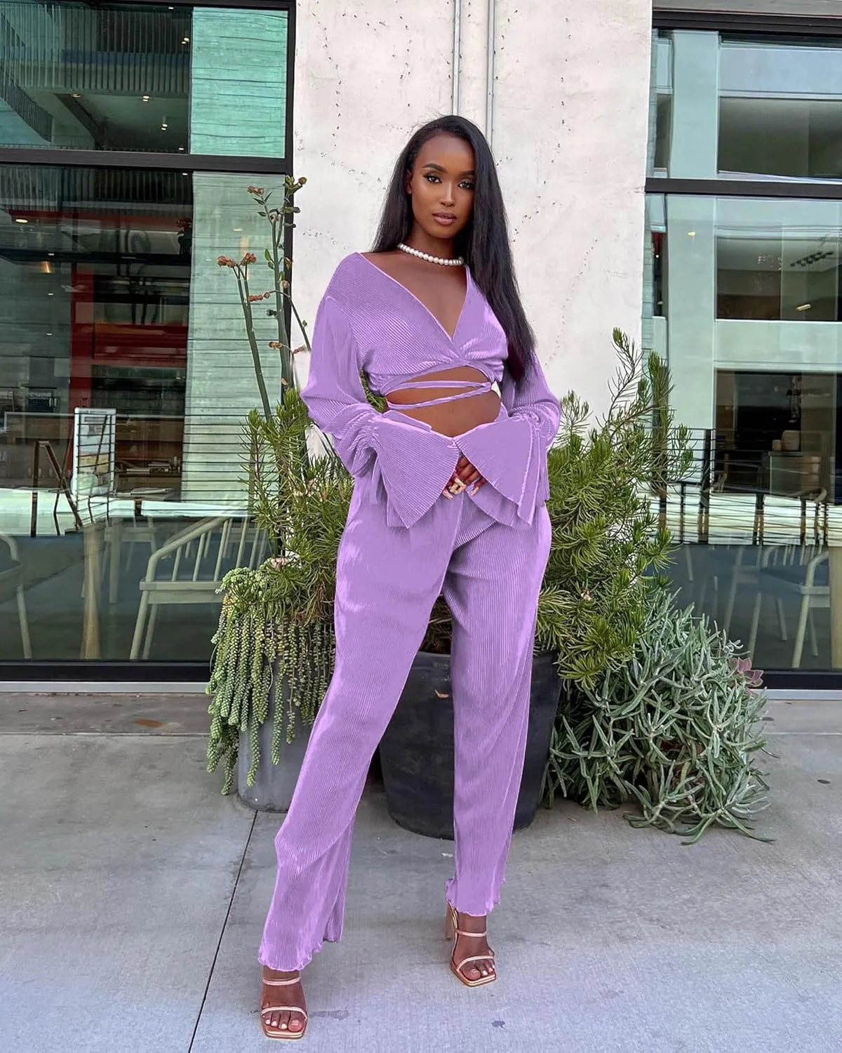 Doweha Two Piece Outfits for Women Summer Cute Plisse Set Outfit Lounge Sets Bell Sleeve Top Pants Sets Sexy 2 Piece Outfits