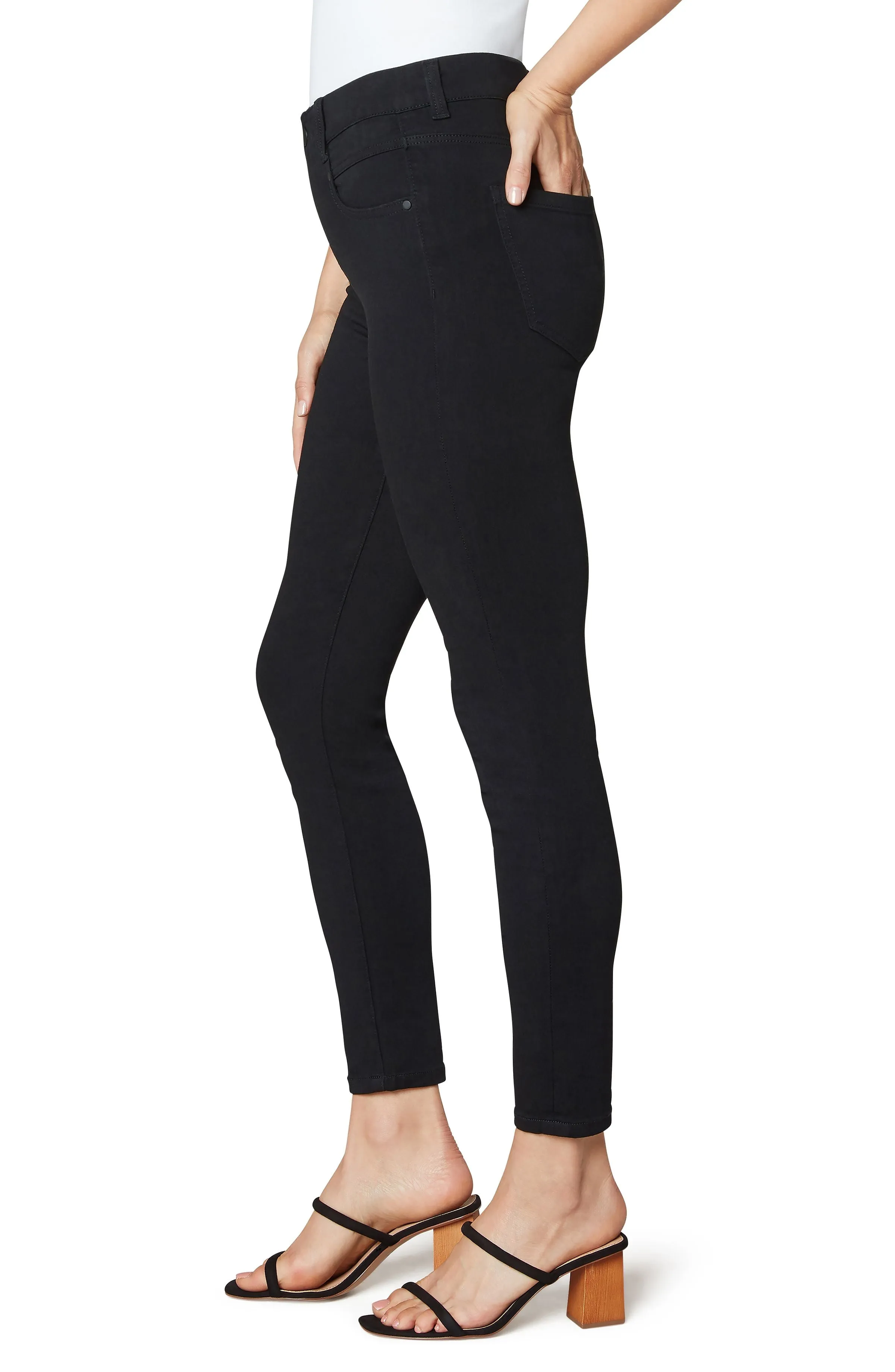 Liverpool Gia Glider Ankle In Black Rinse