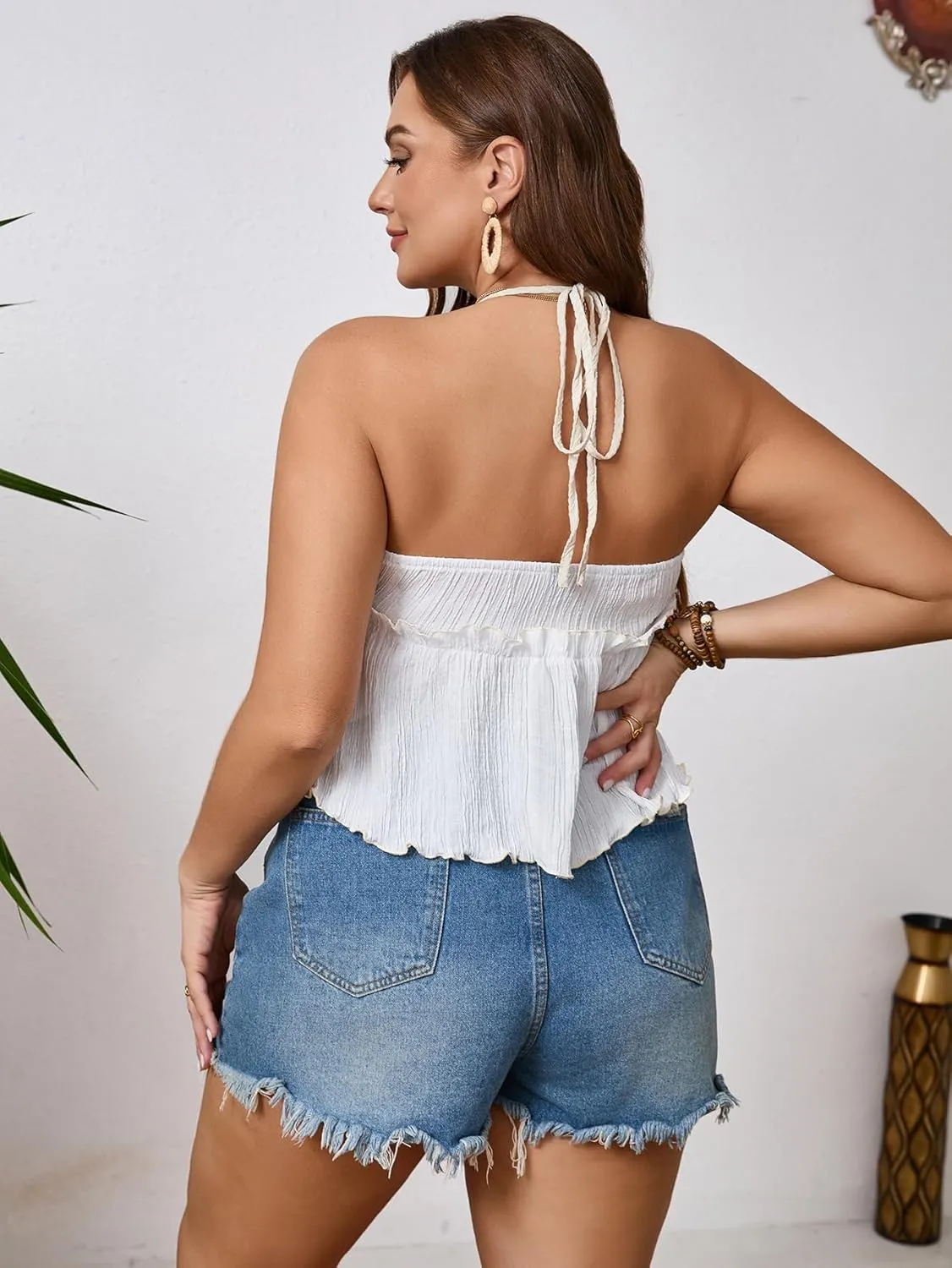 SOLY HUX Women's Plus Size Halter Crop Tops Y2k Sexy Going Out Tops Trendy Sleeveless Tie Front Camisole