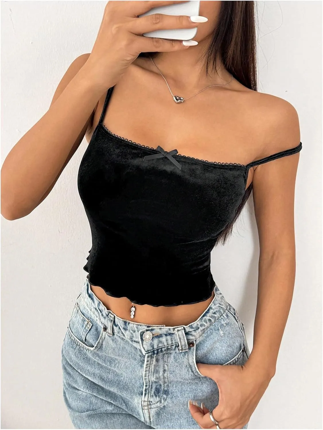 SOLY HUX Women's Velvet Camisole Top Sleeveless Slim Fit Going Out Cami Tops Party Club Crop Tops