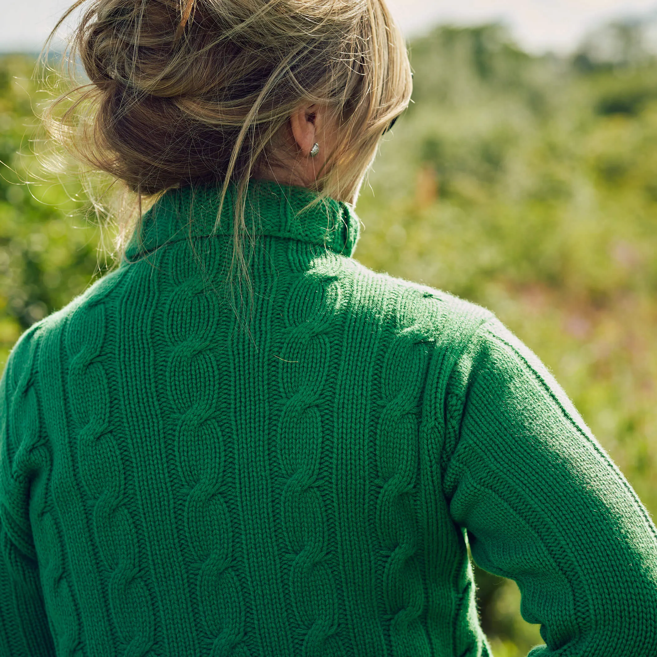 The Laiose 6-Ply Cashmere Funnel Sweater